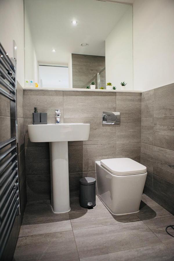 The City Chic Boutique Apartment Шефилд Экстерьер фото