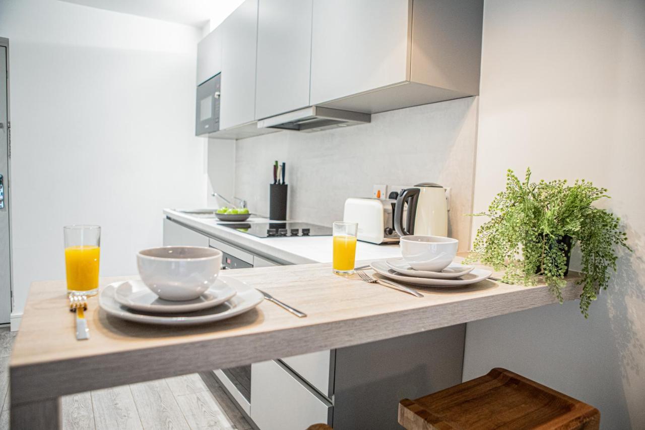 The City Chic Boutique Apartment Шефилд Экстерьер фото